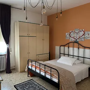 La Casa Di Jennifer , Parme Italie
